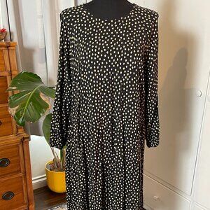 Women's Black/Tan Polka-dot Tiered 3/4 Sleeve Midi Dress
